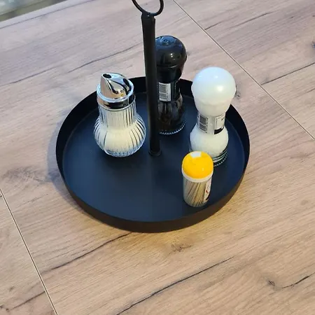 Hybesovka Apartamento KLV